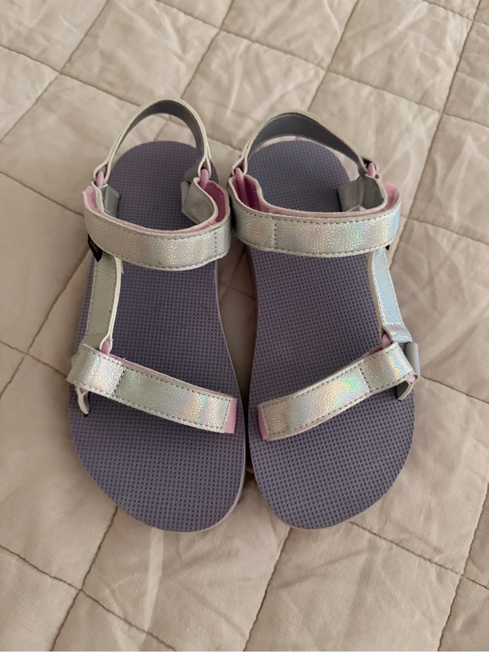Teva - Size 4 - Girls ORIGINAL UNIVERSAL SHINE SANDAL Lavender